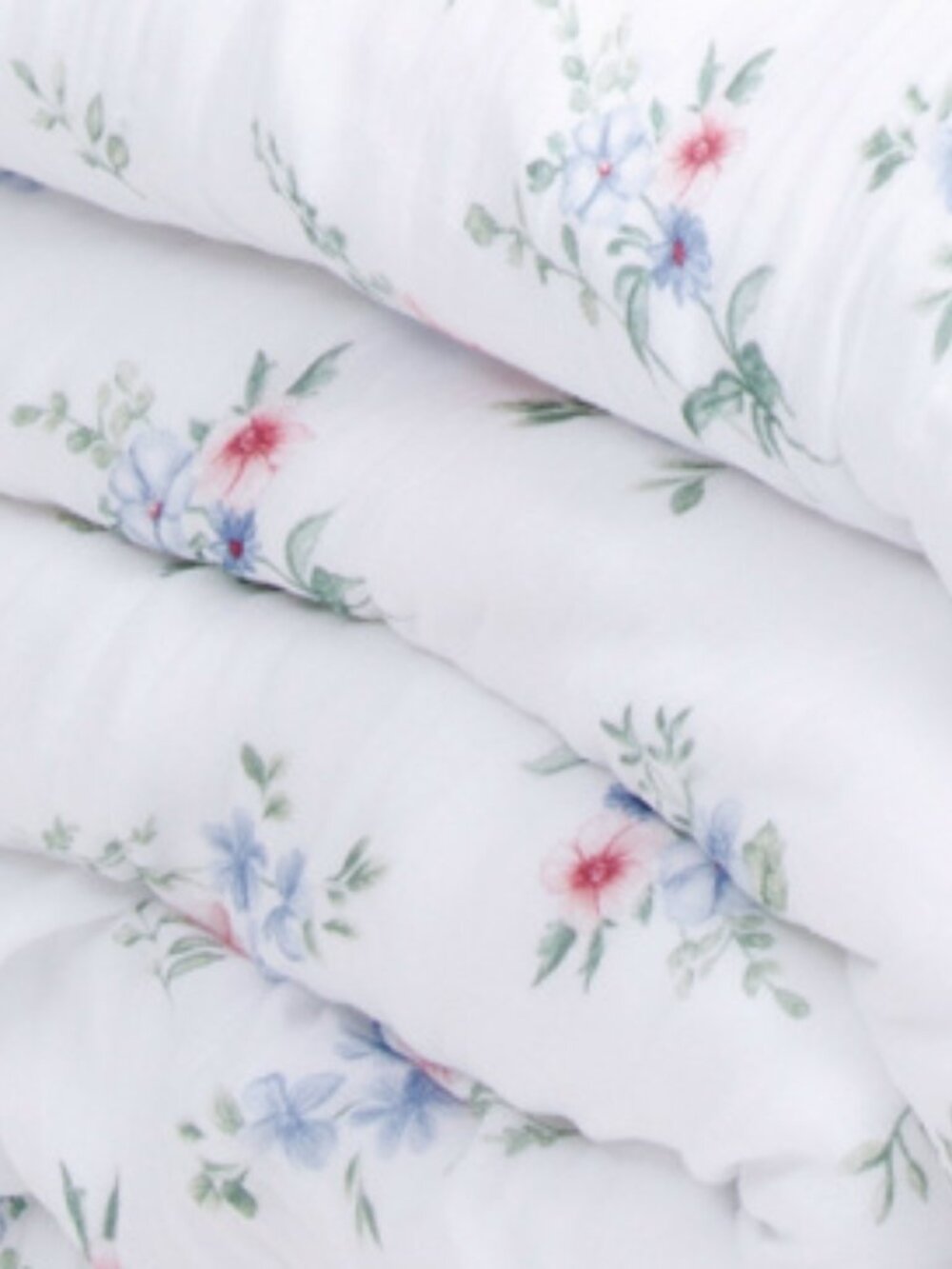 THE FARMHOUSE BY RACHEL ASHWELL Briarfield Bouquet Reversible Gauze Blanket - Picture 5 of 5